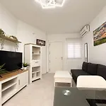 Comfortable 1 Bedroom In