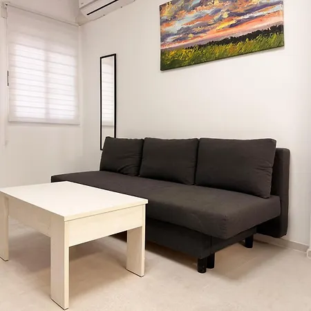 Apartment Comfortable 1 Bedroom In *