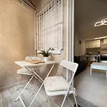 Апартаменти Comfortable 1 Bedroom In Торрев'єха