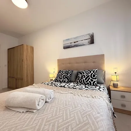 Comfortable 1 Bedroom In