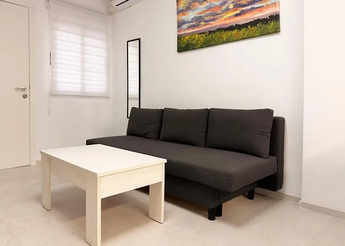 Lägenhet Comfortable 1 Bedroom In *