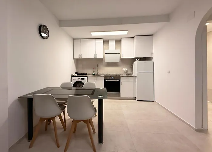 Lägenhet Comfortable 1 Bedroom In Torrevieja