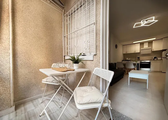 Lägenhet Comfortable 1 Bedroom In Torrevieja